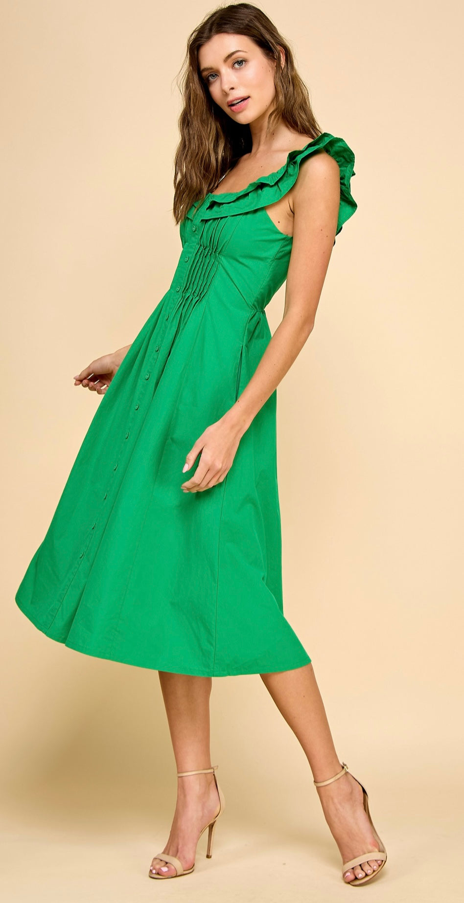 Wide Neckline Pleated Dress: Green