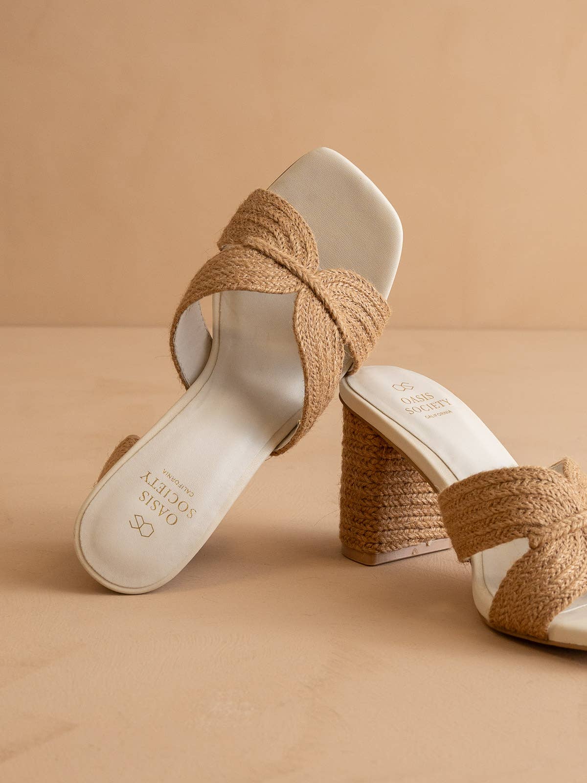 Santiago Raffia Heel: TOFFEE