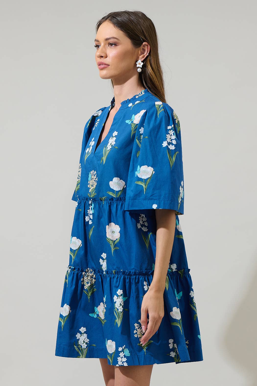 Madison Floral Dixie Split Neck Shift Dress: BLUE-WHITE-GREEN