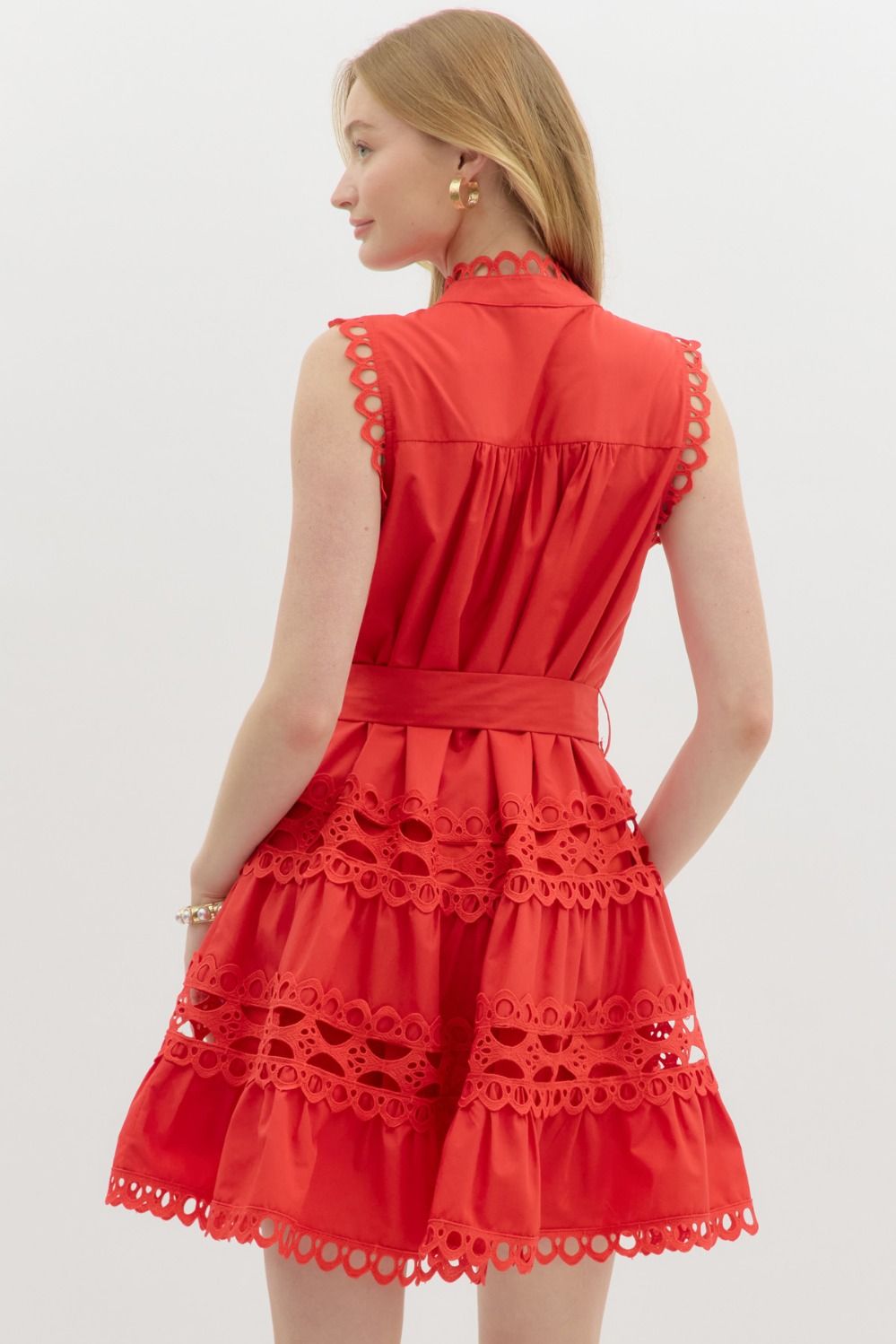 Sleeveless Lace Dress: Red