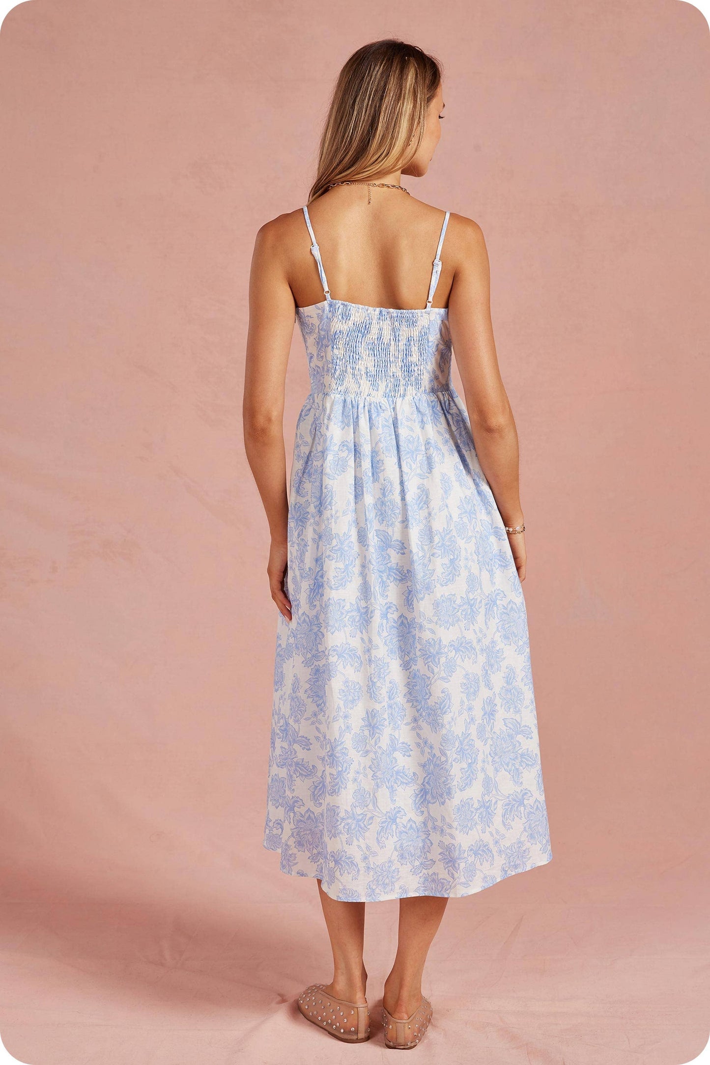 Botanical Garden Crochet Lace Pleat Midi Dress: Blue/white