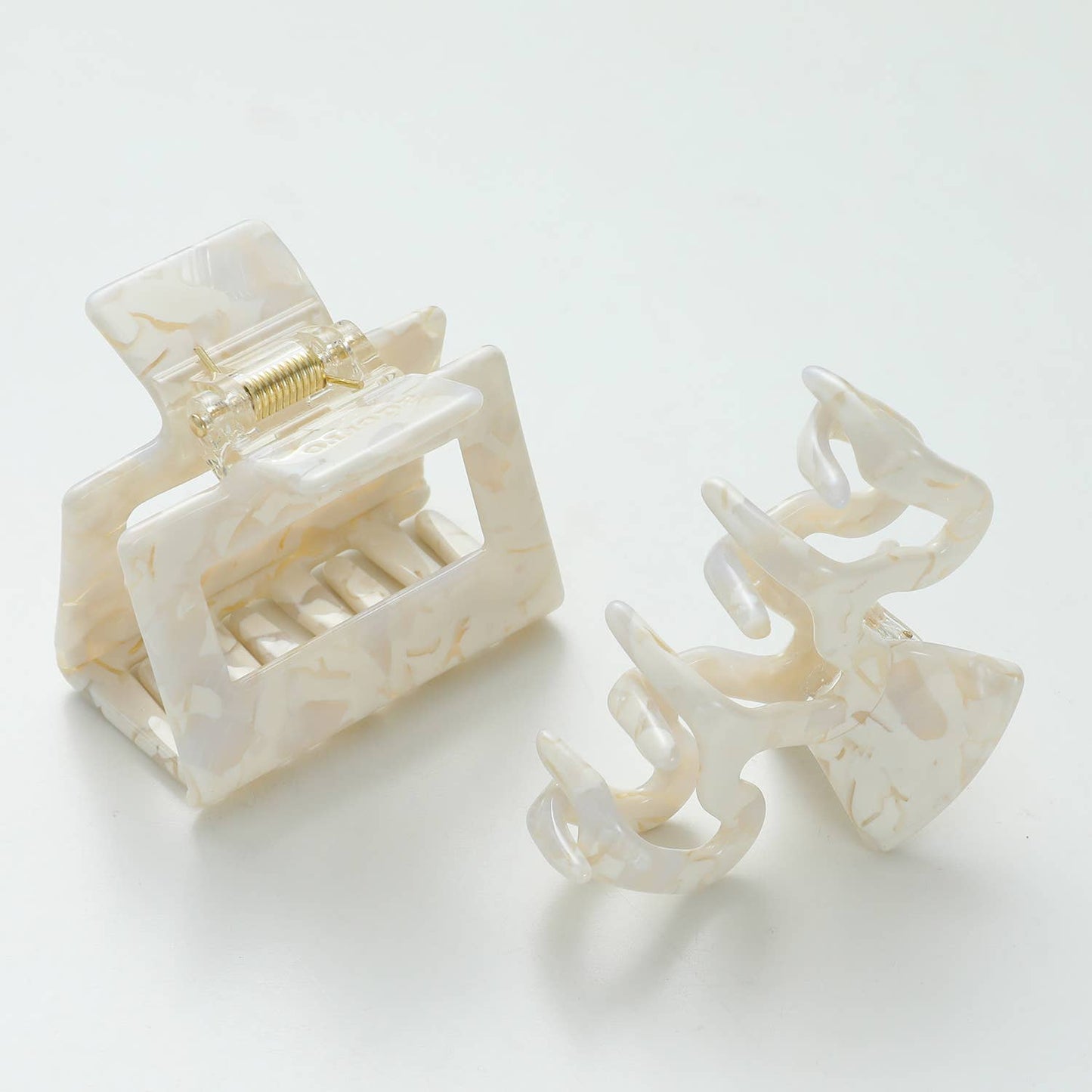 Snowfall | Assorted Small/Medium Claw Clips: Assorted