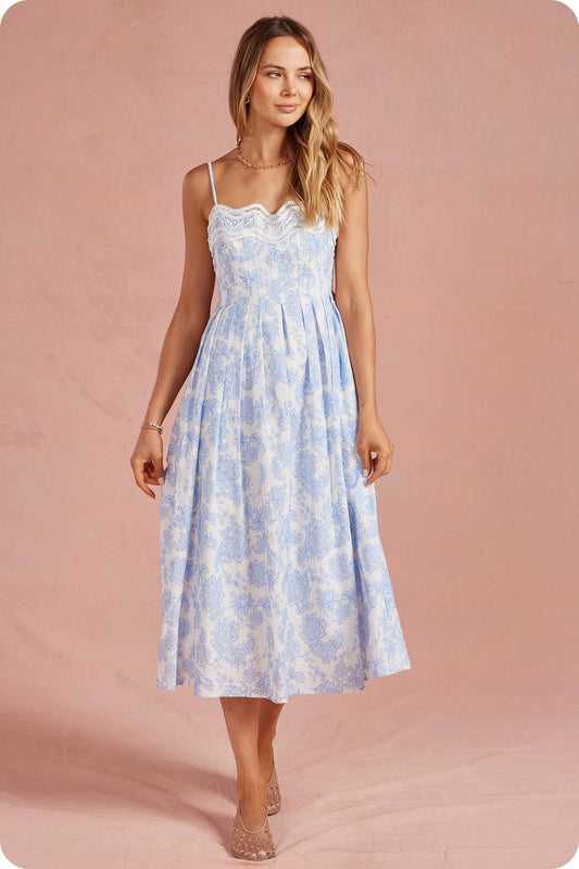 Botanical Garden Crochet Lace Pleat Midi Dress: Blue/white
