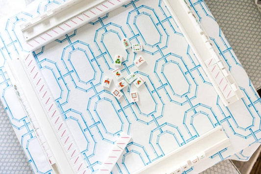 Scalloped Square Table Topper: Sky Blue Bamboo Chain