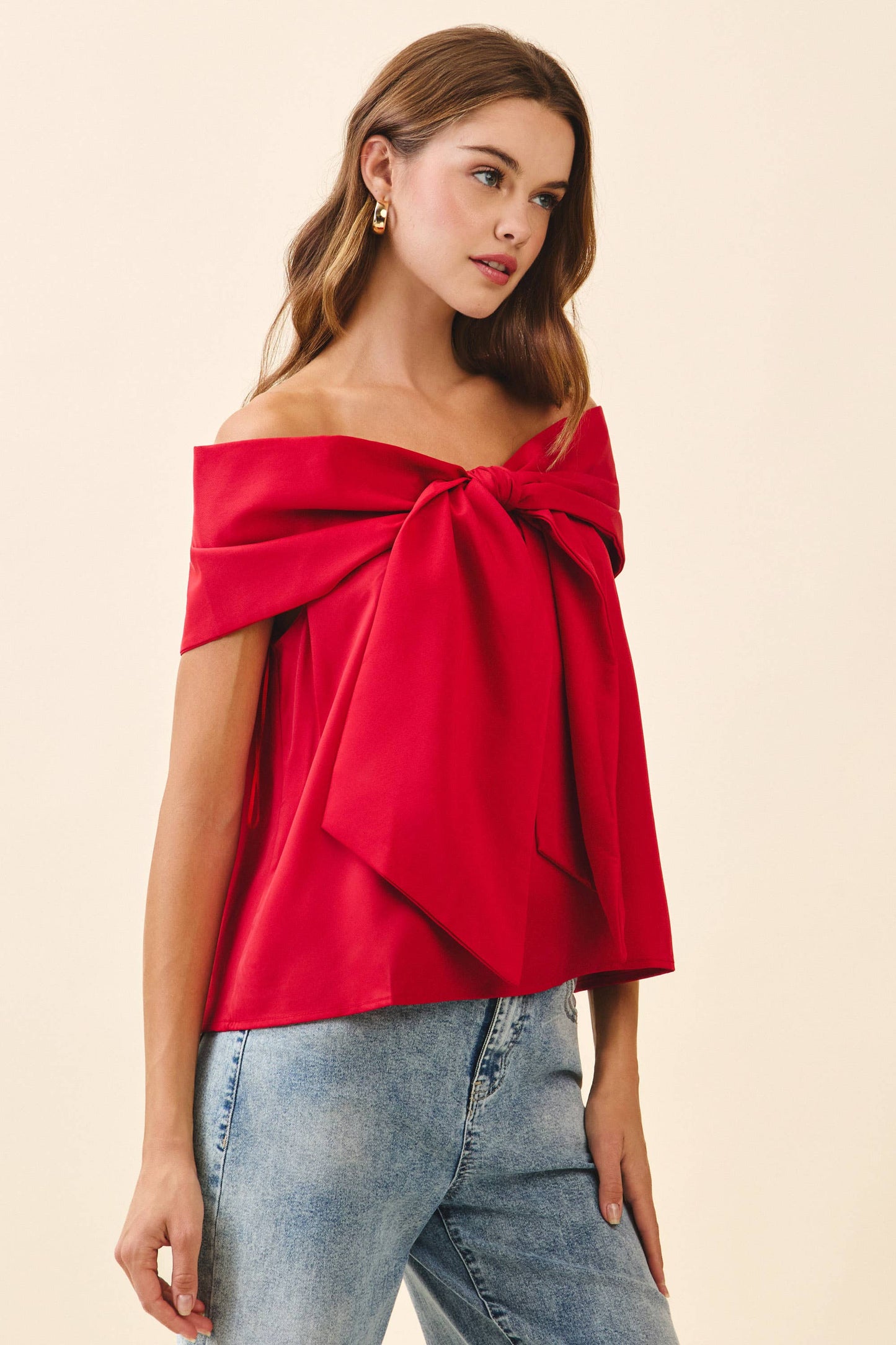 CT9079-Bow Accented Off The Shoulder Top: Red / S