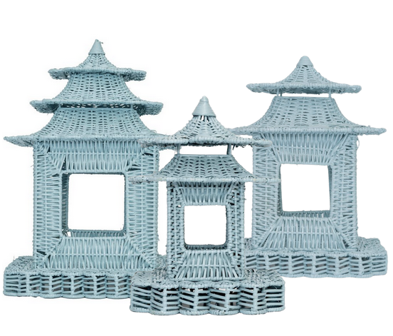 Pale Blue Scalloped Pagoda: Medium