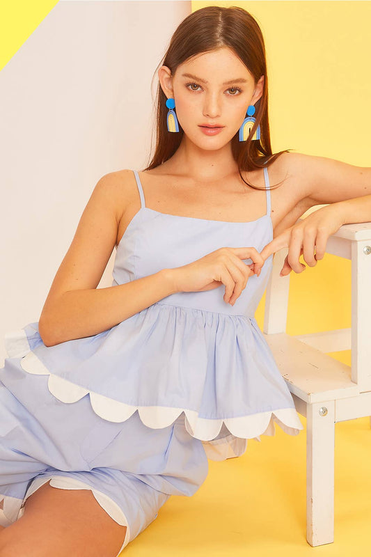 Scallop Edge Solid Top